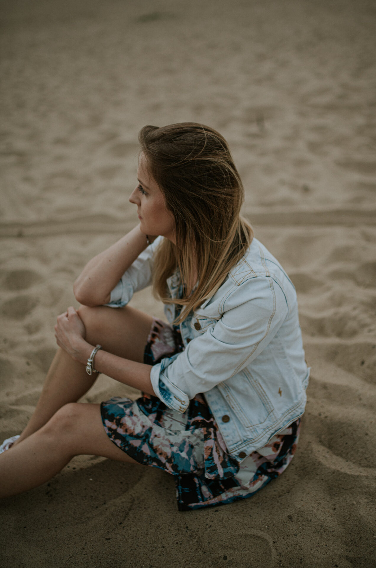 SAW 2602 Kobieca sesja - Łomianki