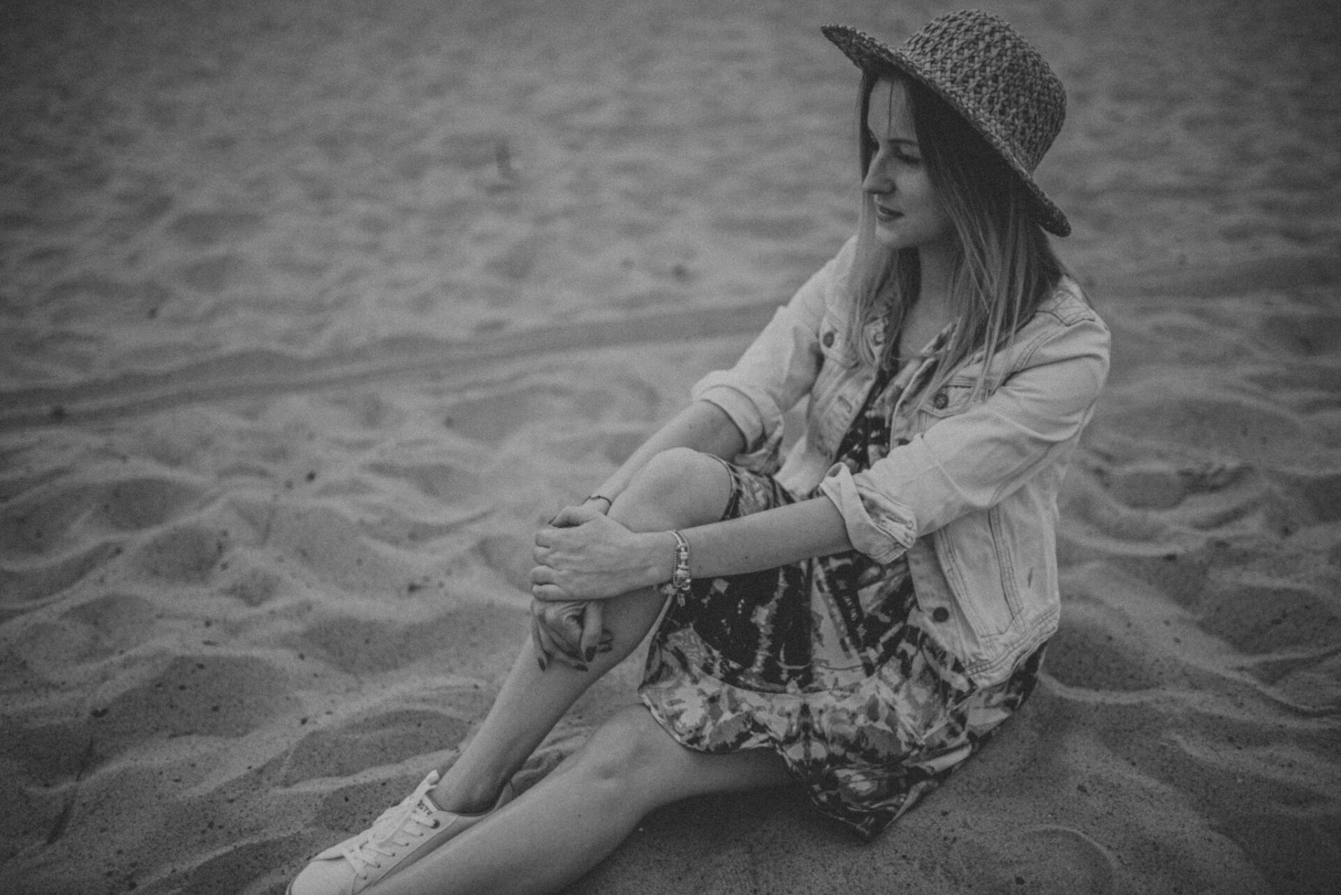 SAW 2648 Kobieca sesja - Łomianki