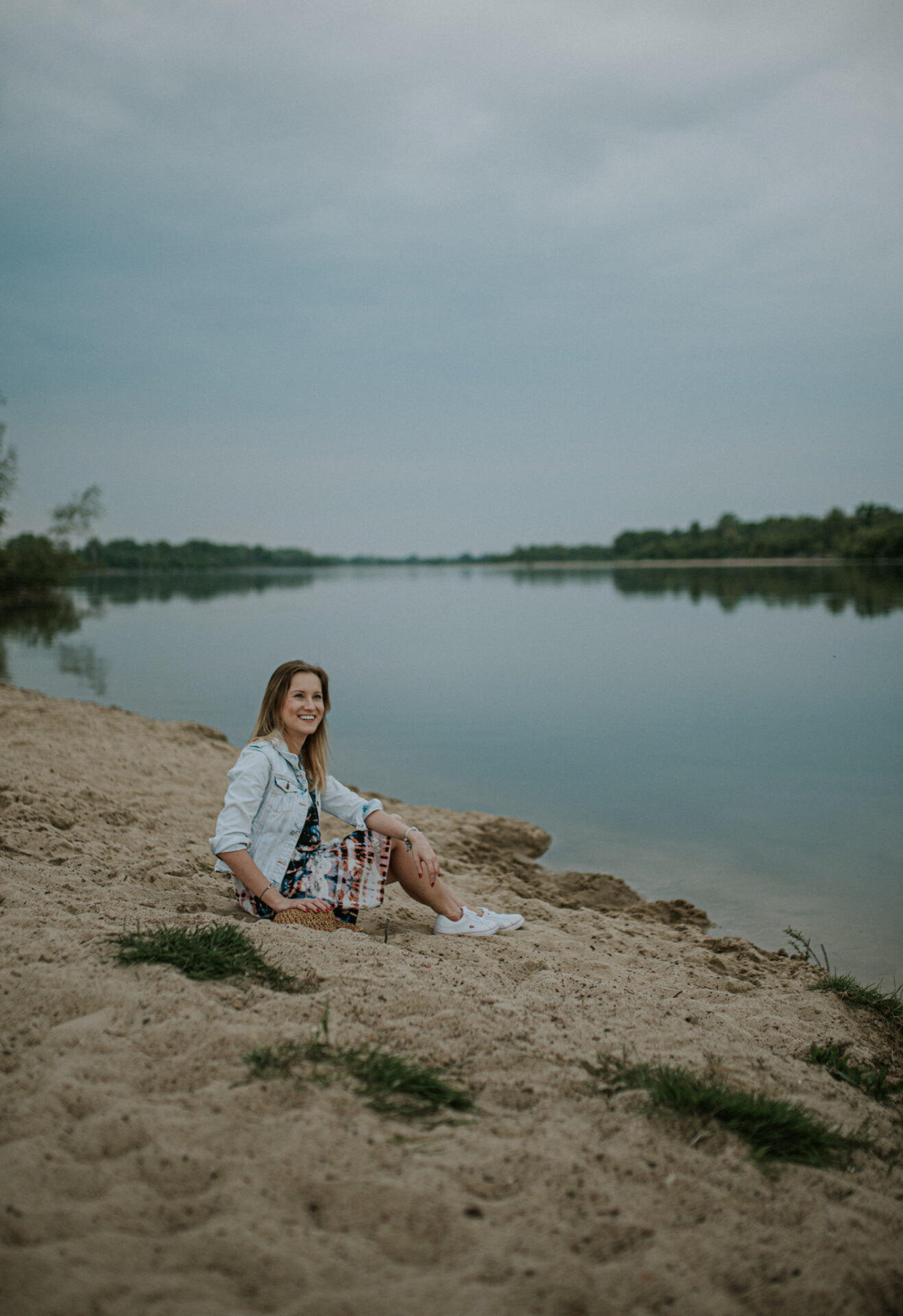 SAW 2767 Kobieca sesja - Łomianki