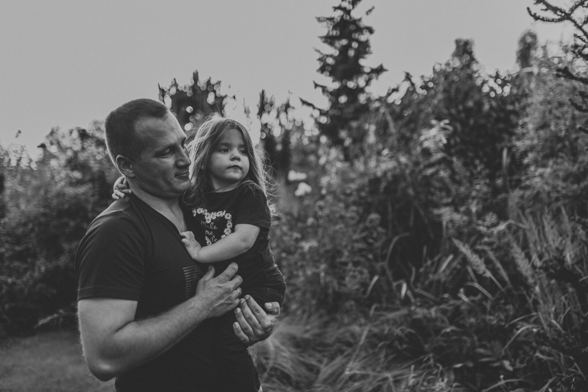 SAW 3286 Sesja rodzinna w zaczarowanym ogrodzie