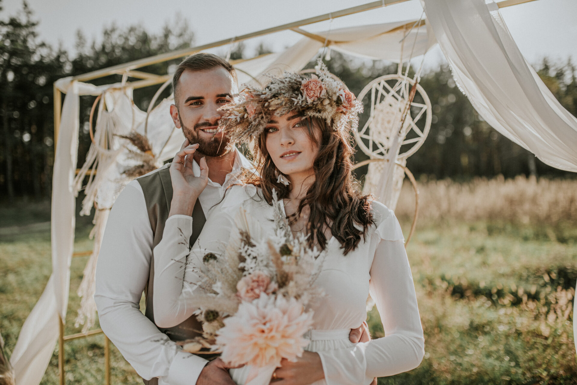 SAW 4499 Romantyczna sesja BOHO w Gajówce