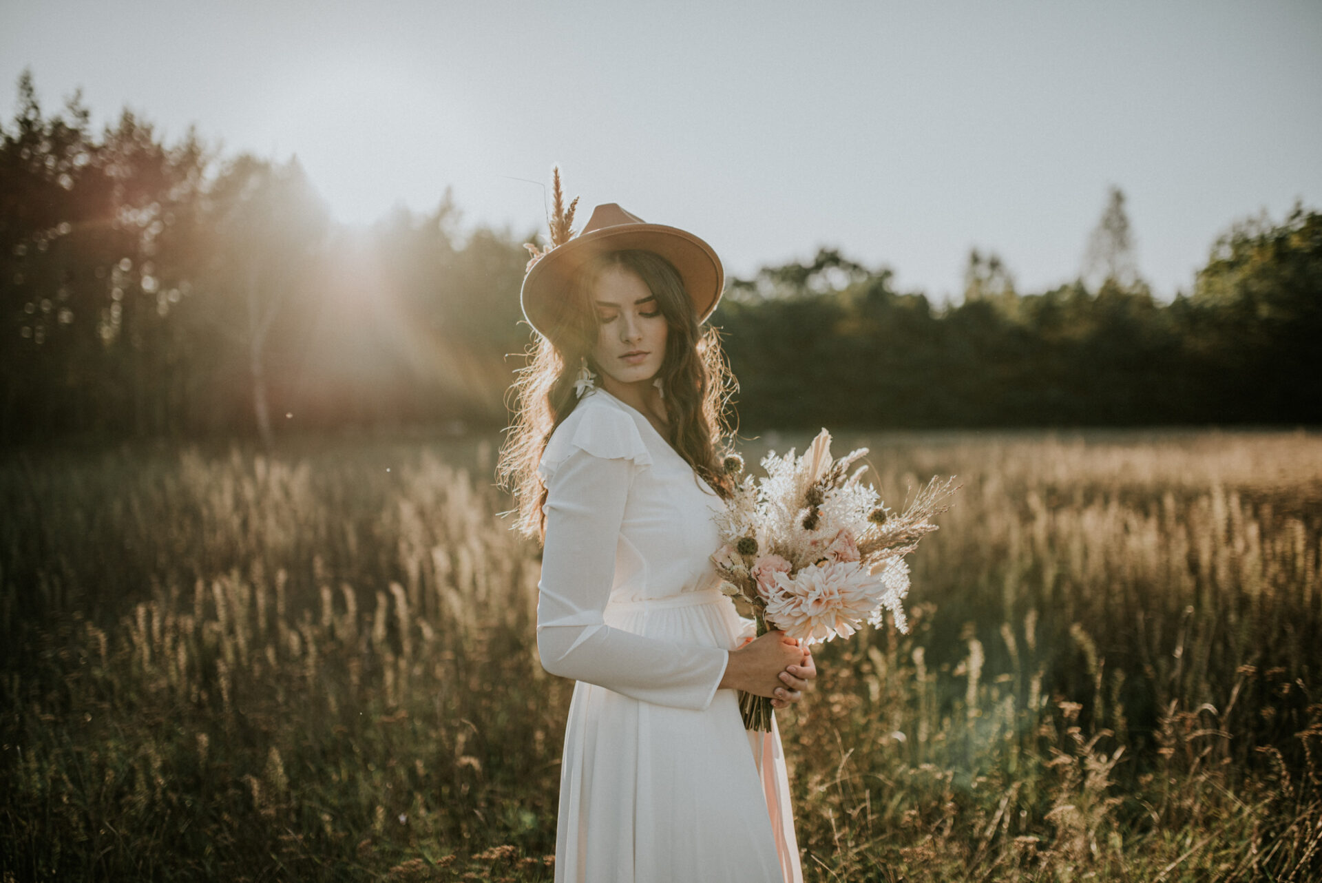 SAW 4915 Romantyczna sesja BOHO w Gajówce