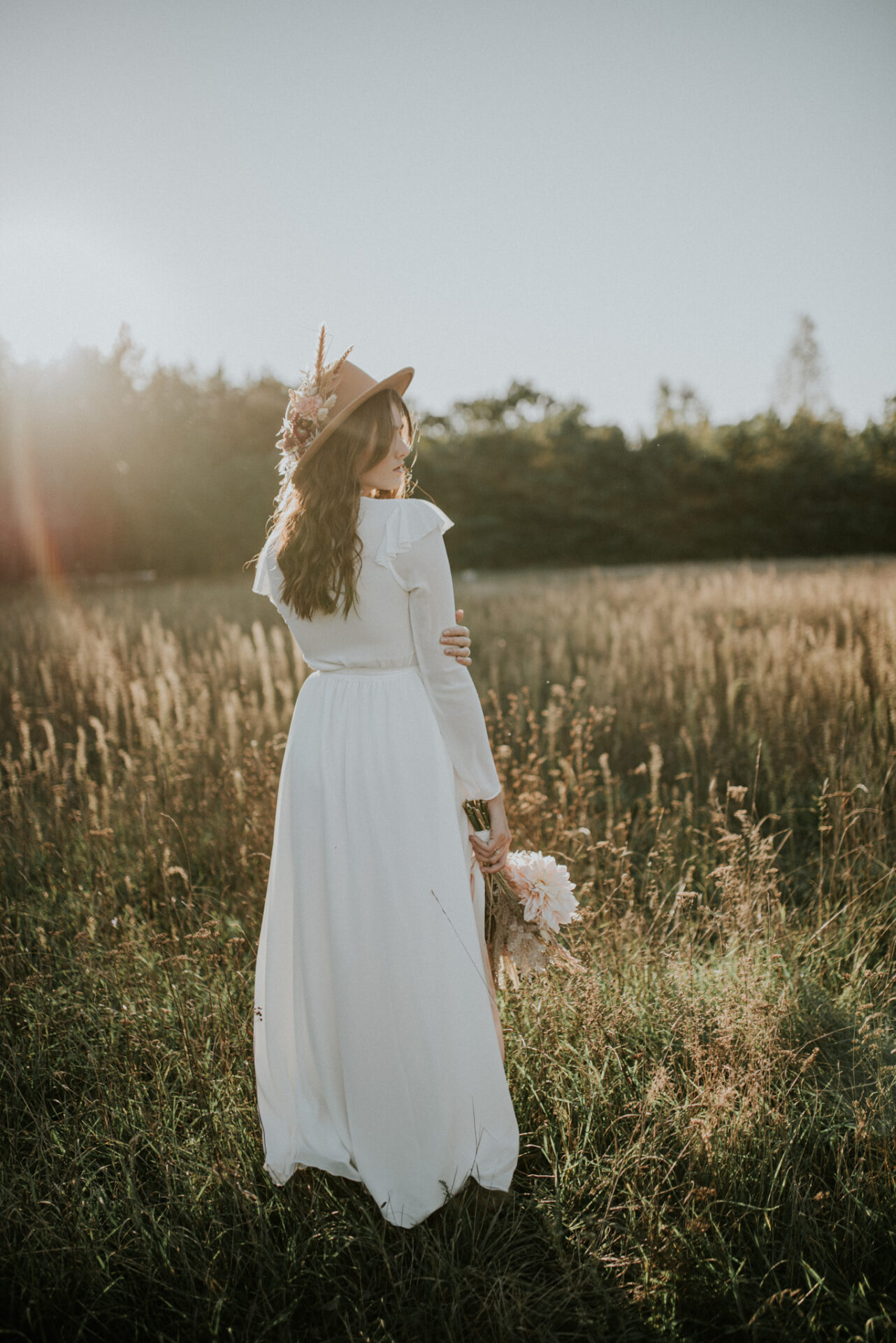 SAW 4931 Romantyczna sesja BOHO w Gajówce