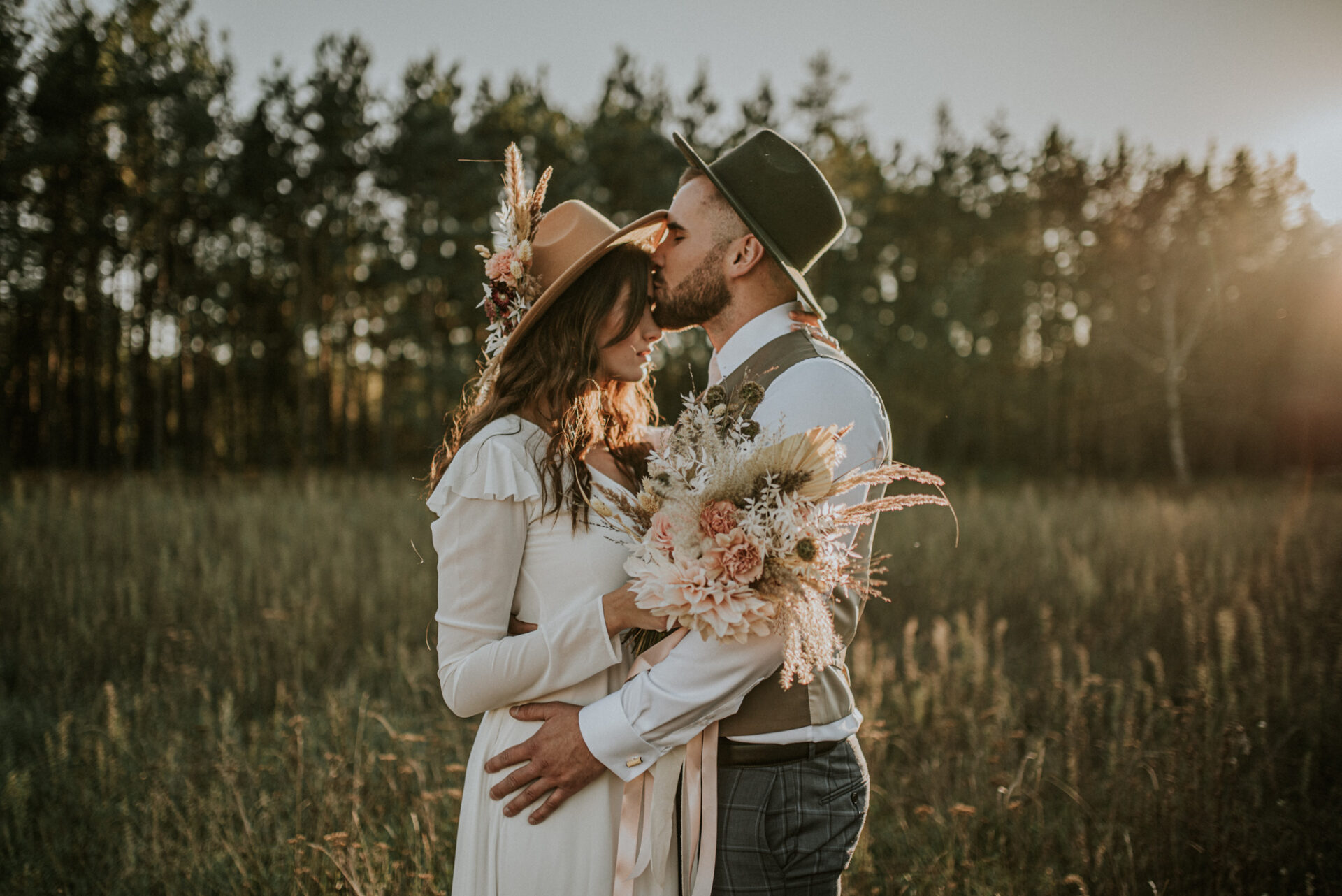 SAW 5033 Romantyczna sesja BOHO w Gajówce